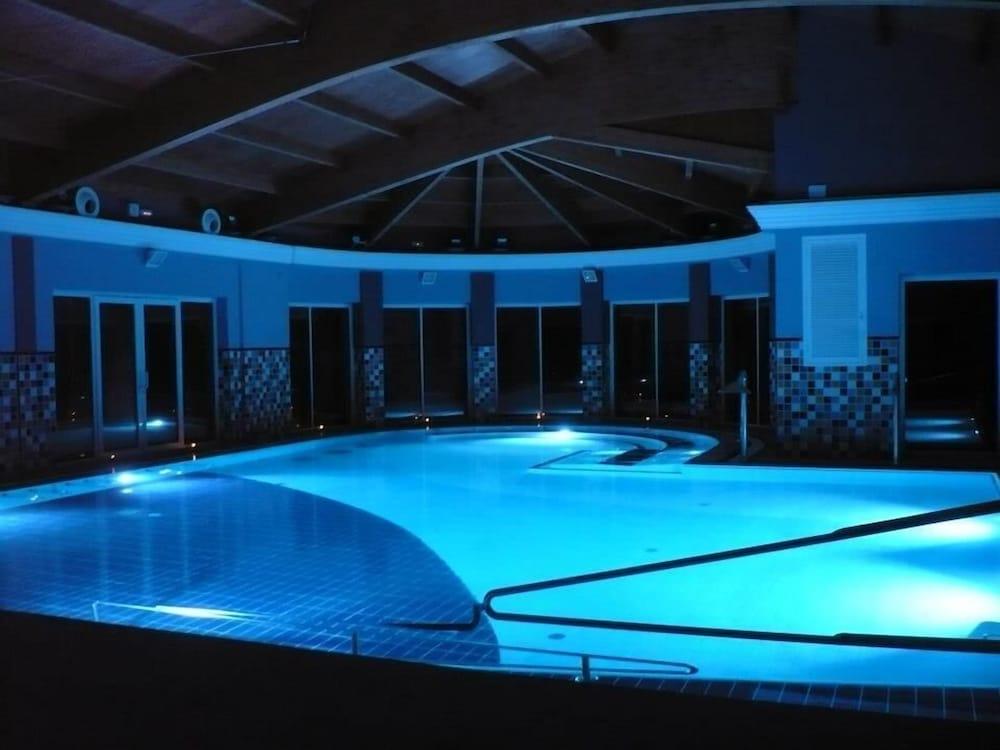 Hotel Balneario El Raposo Puebla de Sancho Perez Exterior photo